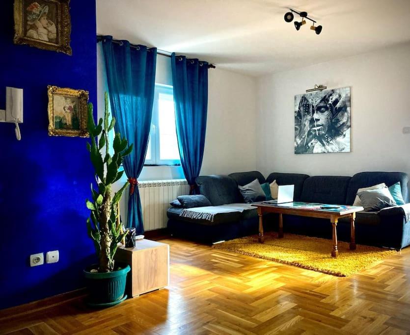 Apartamento Amazing Memories Belgrado Exterior foto