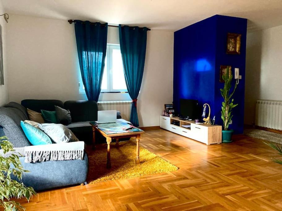 Apartamento Amazing Memories Belgrado Exterior foto