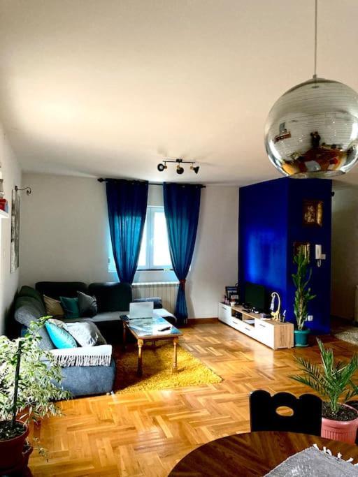 Apartamento Amazing Memories Belgrado Exterior foto